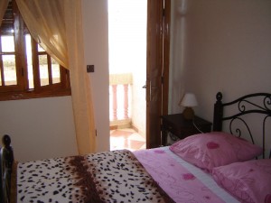 051-Chambre_N_2_acces_balcon